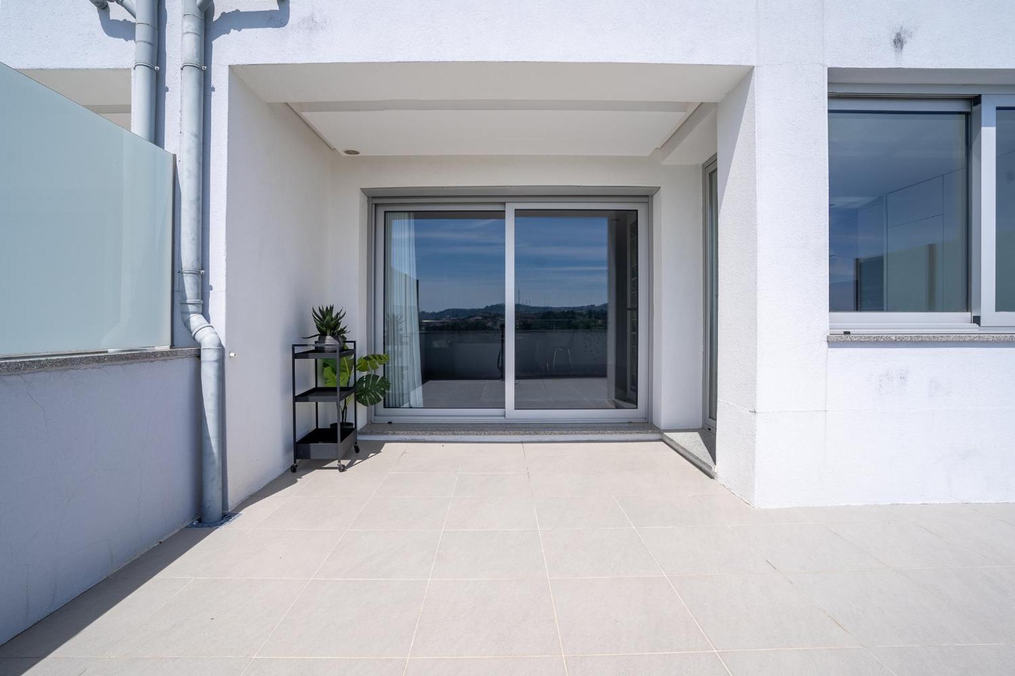 Porto & Douro Vista Apartments By Inviting Valbom  Экстерьер фото