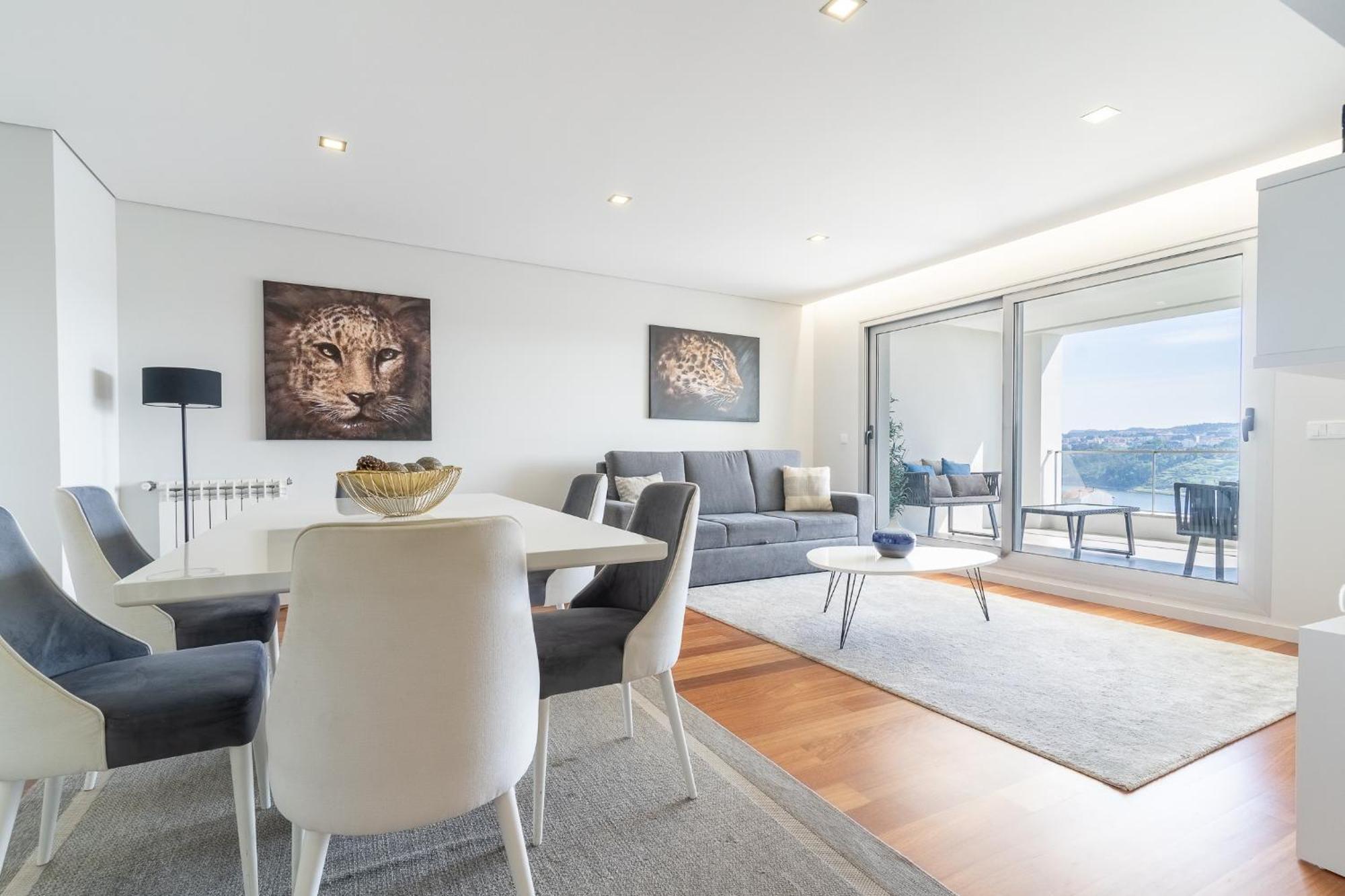 Porto & Douro Vista Apartments By Inviting Valbom  Экстерьер фото
